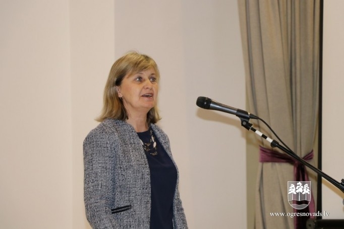 Topošo pirmklasnieku vecāki saņem nepieciešamo informāciju
