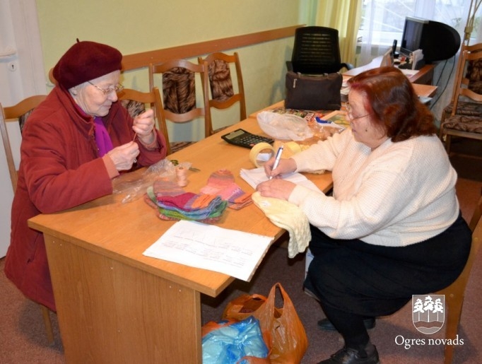 Nākamnedēļ tiks atvērta invalīdu biedrības biedru rokdarbu izstāde - pārdošana
