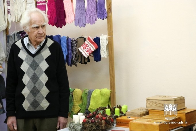 Ikviens aicināts iegādāties rokdarbus