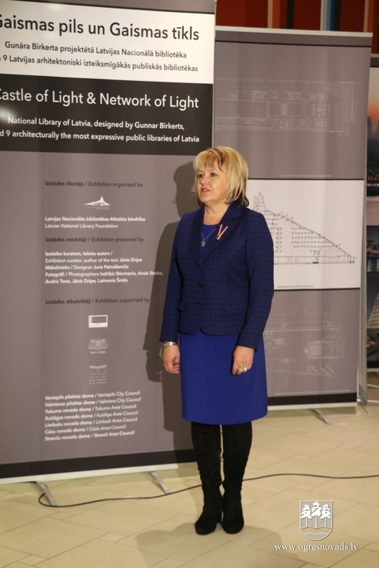 Ogrē skatāma fotoizstāde par desmit Latvijas izteiksmīgākajām bibliotēkām