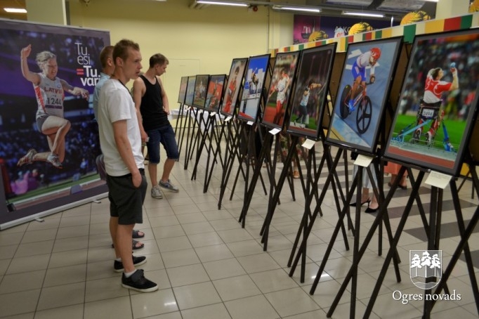 Fotoizstāde "Tu esi. Tu vari." Ogrē