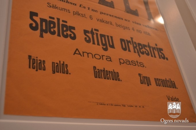 Iztādes "Pilna bufete ar zirgu uzraudzību” atklāšana Ogres Vēstures un mākslas muzejā