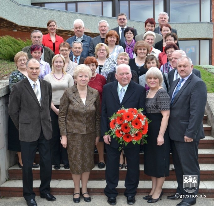 Jūlijam Beļavniekam 80