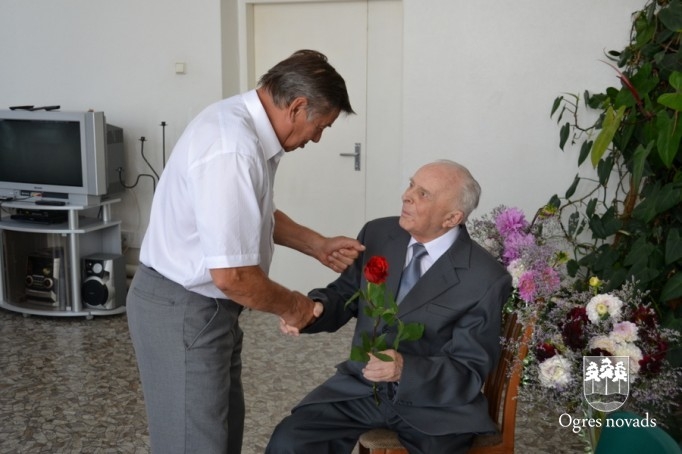 Jānis Liepiņš atzīmē 90 gadu jubileju