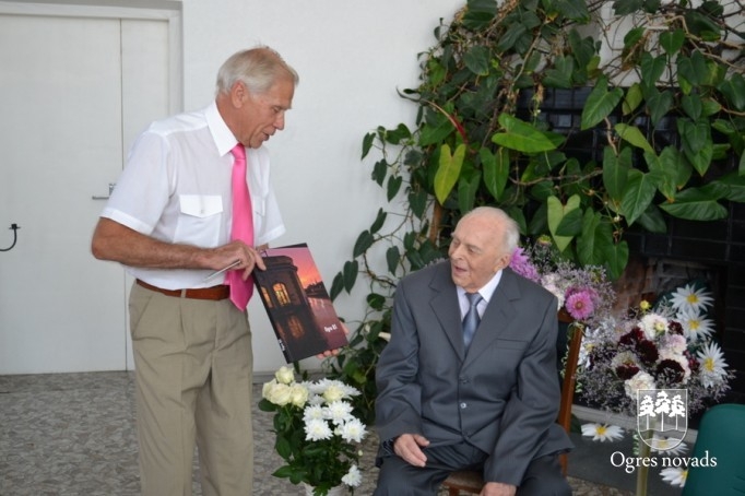 Jānis Liepiņš atzīmē 90 gadu jubileju