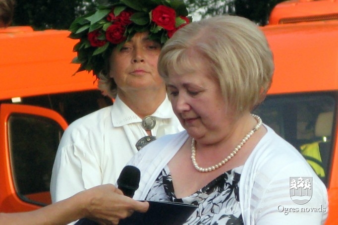 Jāņu ielīgošana Suntažu estrādē (foto: Aldis Eglītis)