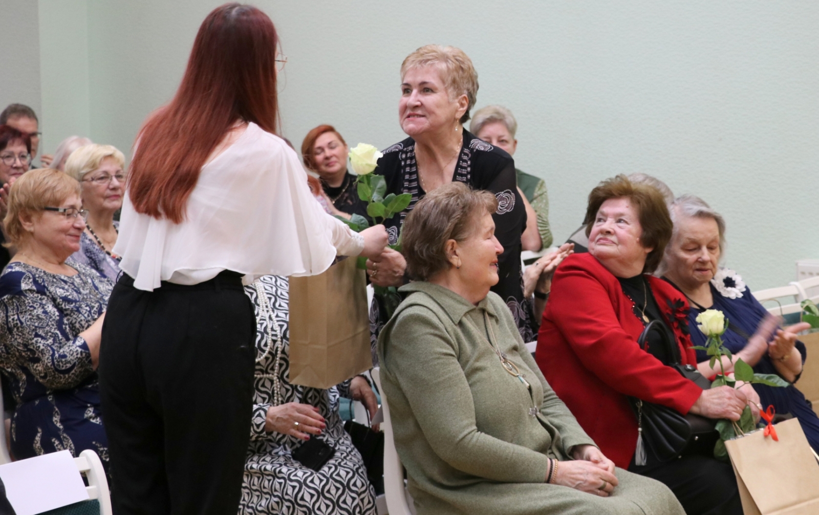 Jaunogres vidusskolai 50