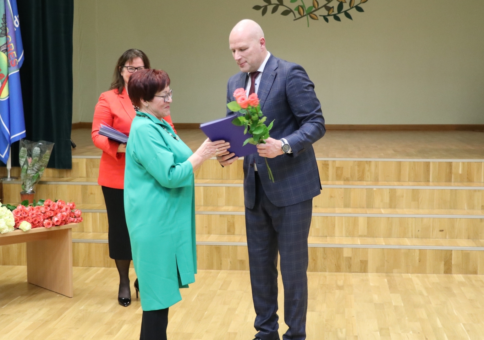 Jaunogres vidusskolai 50