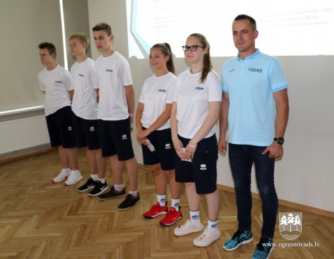 Pašvaldība vēl panākumus novada sportistiem Jaunatnes olimpiādē