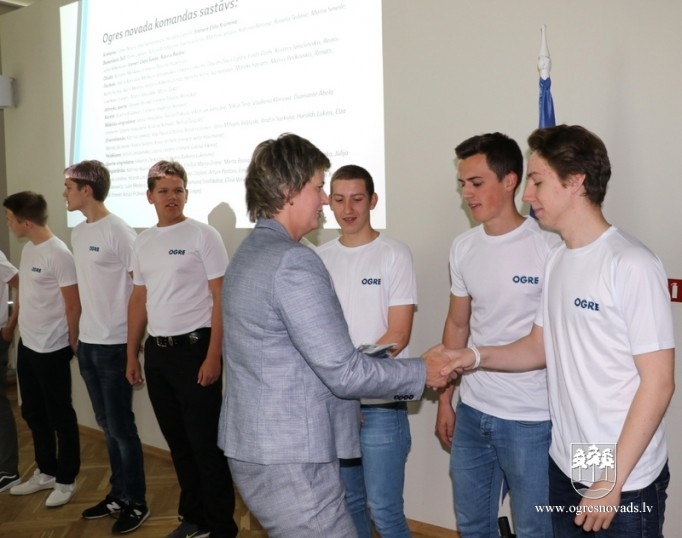 Pašvaldība vēl panākumus novada sportistiem Jaunatnes olimpiādē