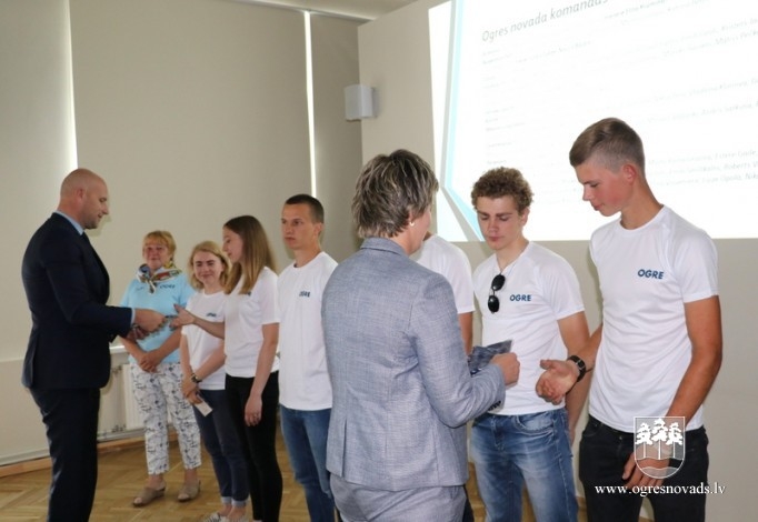 Pašvaldība vēl panākumus novada sportistiem Jaunatnes olimpiādē