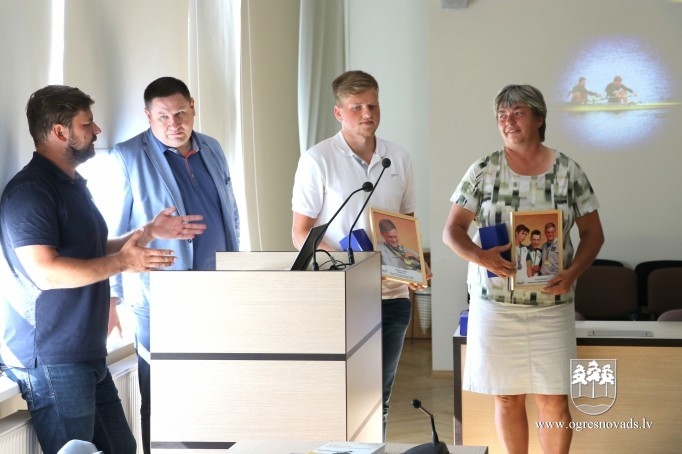 Pašvaldība pateicās sportistiem par sasniegumiem Jaunatnes olimpiādē