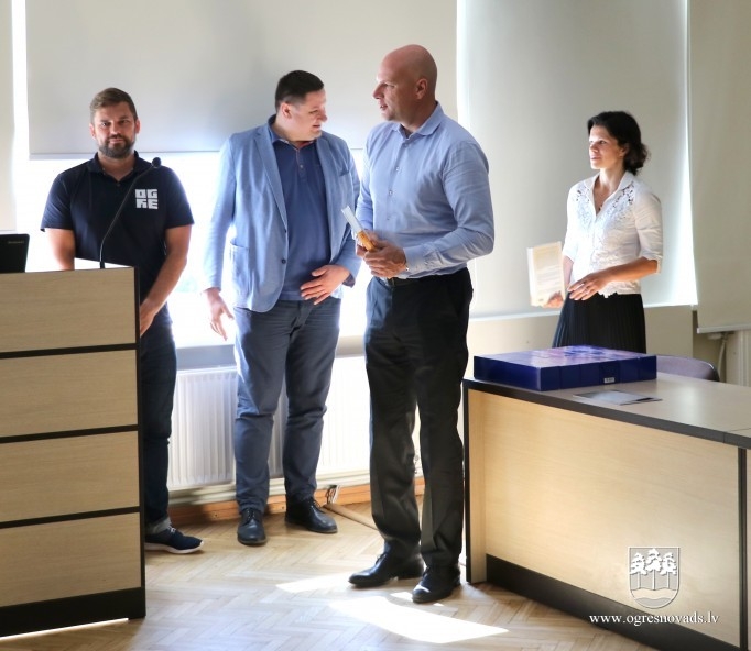 Pašvaldība pateicās sportistiem par sasniegumiem Jaunatnes olimpiādē