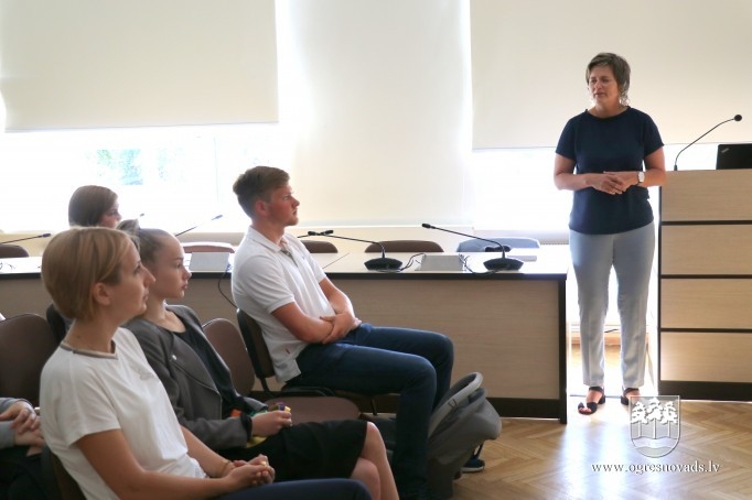 Pašvaldība pateicās sportistiem par sasniegumiem Jaunatnes olimpiādē
