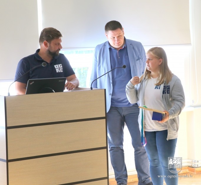 Pašvaldība pateicās sportistiem par sasniegumiem Jaunatnes olimpiādē