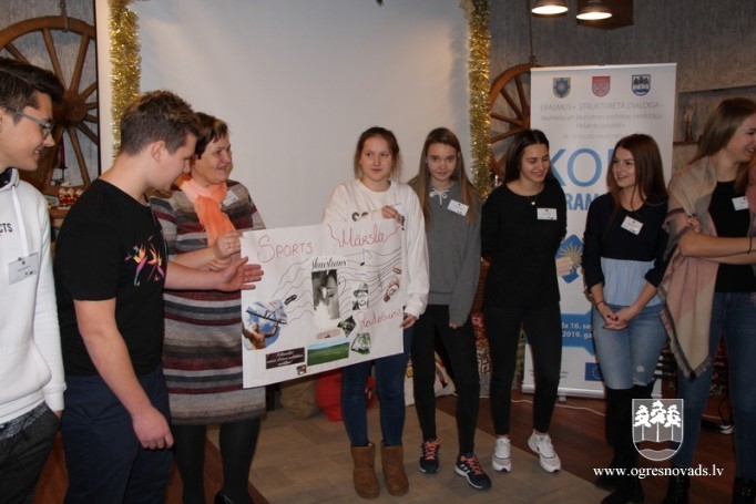 Jaunieši gūst praktiskas zināšanas divu dienu apmācībās