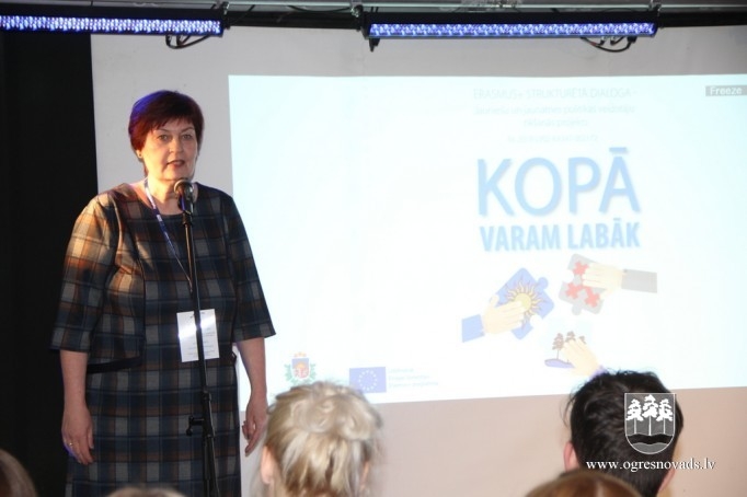 Starpnovadu jauniešu un lēmumpieņēmēju forums “Kopā varam labāk”
