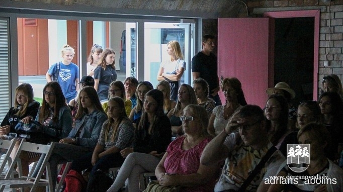 Ogrē aizvadīta Ogres un Lielvārdes novadu jauniešu diena “Bez panikas”
