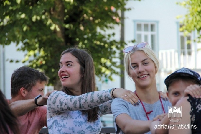 Ogrē aizvadīta Ogres un Lielvārdes novadu jauniešu diena “Bez panikas”
