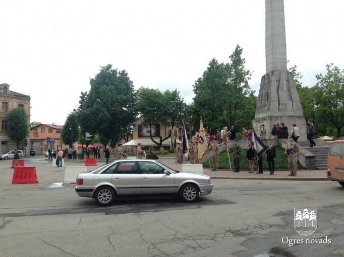 Jauniešu no Igaunijas un Latvijas piedalās vēstures nometnē