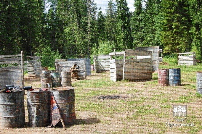 Jauniešu no Igaunijas un Latvijas piedalās vēstures nometnē