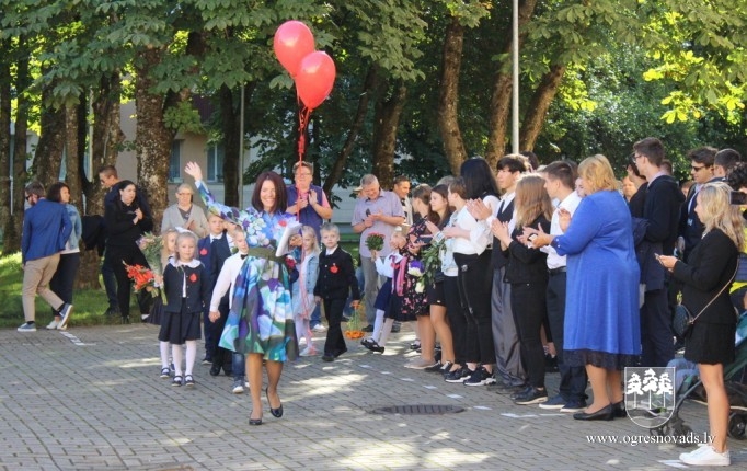 Zinību diena Ogres skolās