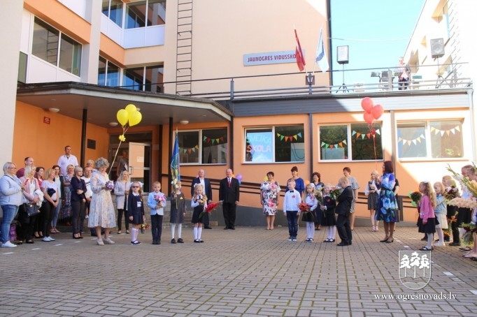 Zinību diena Ogres skolās