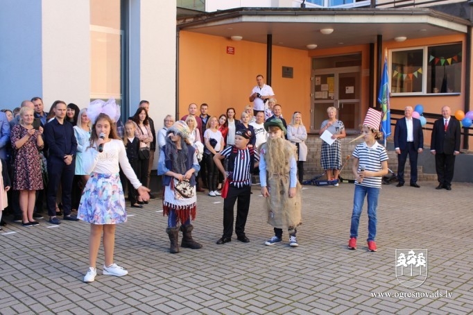Zinību diena Ogres skolās