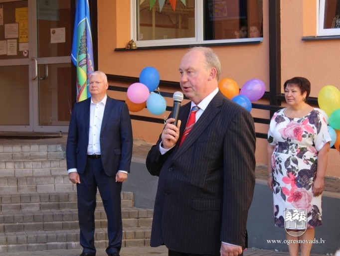 Zinību diena Ogres skolās