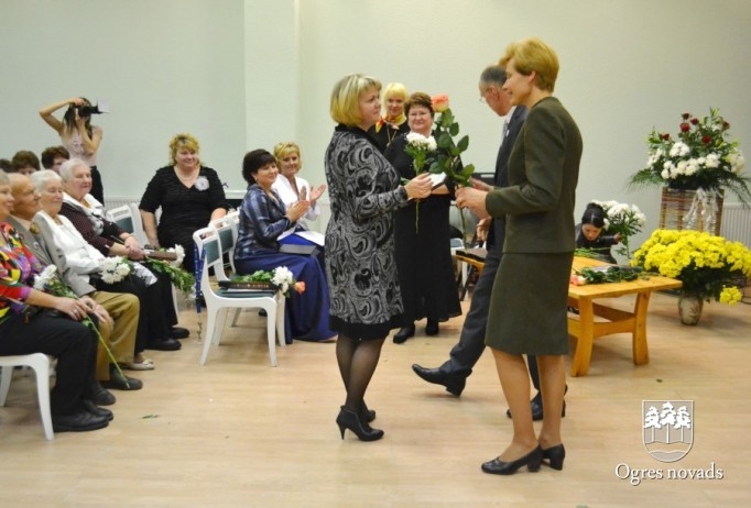 Jaunogres vidusskolai 40