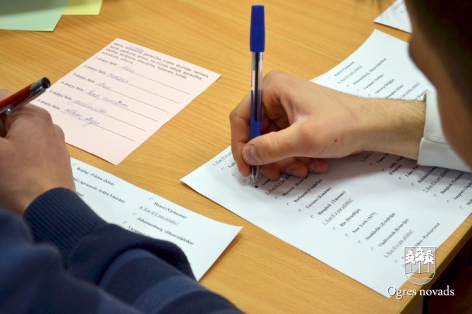 Jaunogres vidusskolas skolēni iepazīstas ar pasauli 21. gadsimtā