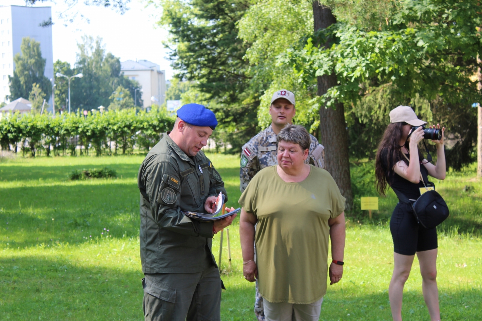 Ogres novada pašvaldībai pateicas par ieguldījumu Ukrainas bēgļu uzņemšanā