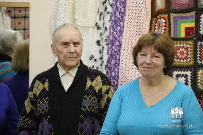 Pulciņa “Kamolītis” rokdarbnieces atklāj ikgadējo izstādi - pārdošanu