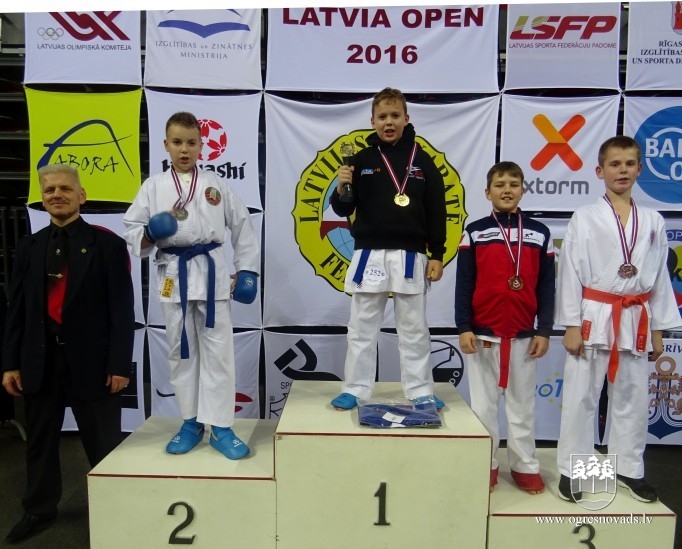 Pavlovai un Prancānam medaļas karatē turnīrā "Latvia Open 2016"
