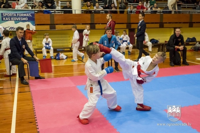 Ogres “Karate SEN-E” iegūst trešo vietu čempionātā