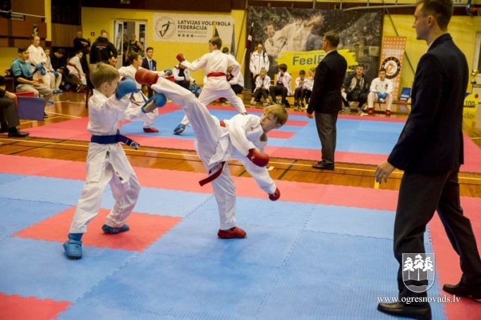 Ogres “Karate SEN-E” iegūst trešo vietu čempionātā