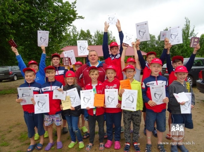 Latvijas karatē čempionātā ogrēniešiem divas 3.vietas