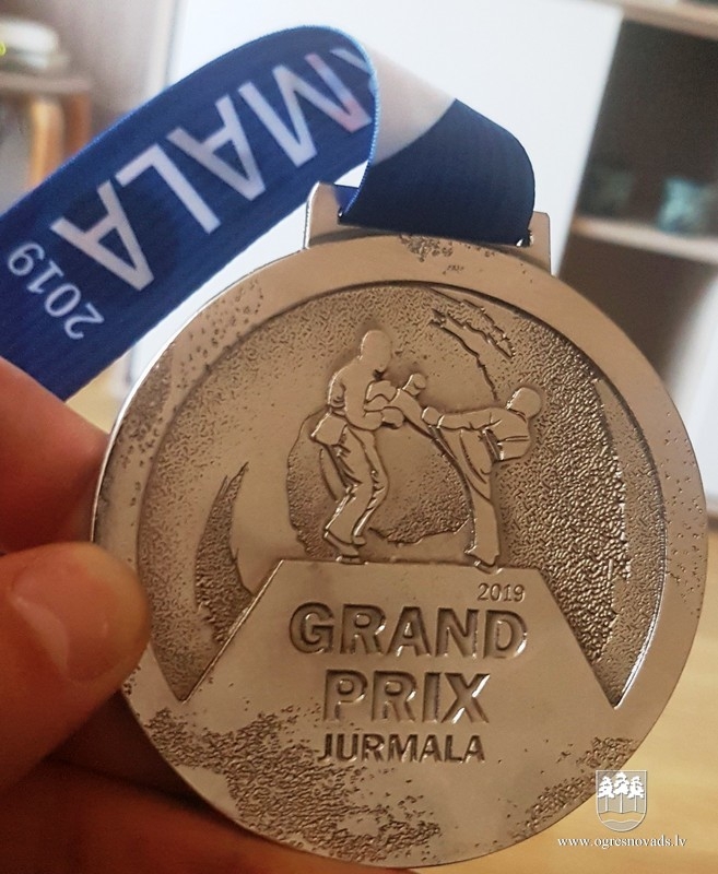 Ogres jaunajiem karatistiem trīs medaļas Jūrmalas turnīrā