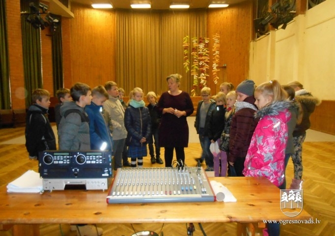 Karjeras nedēļā Ogres novadā piedalījušies 2918 jaunieši