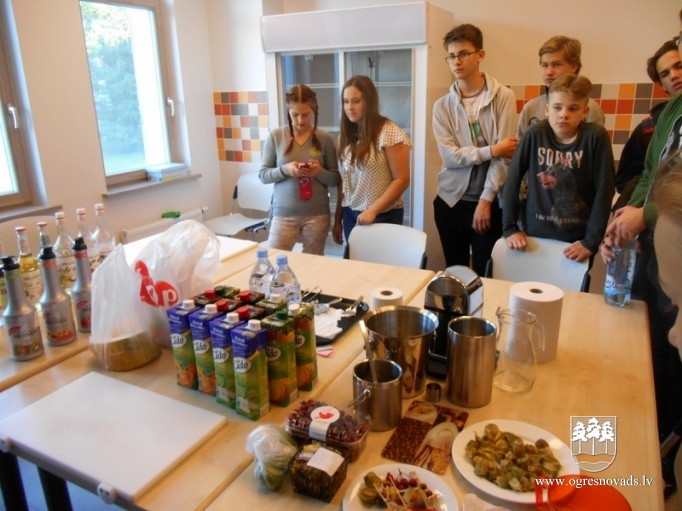 Karjeras nedēļā Ogres novadā piedalījušies 2918 jaunieši