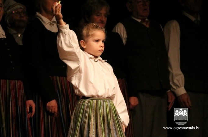 Ķeipenē iestudē muzikālu uzvedumu