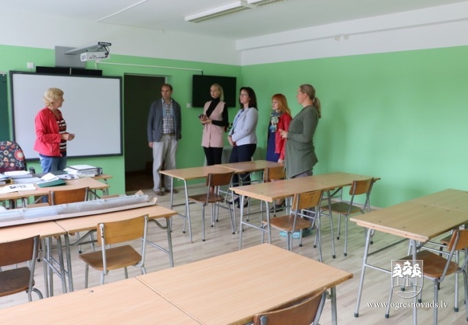 Ogres novada skolas centīgi gatavojušās jaunajam mācību gadam