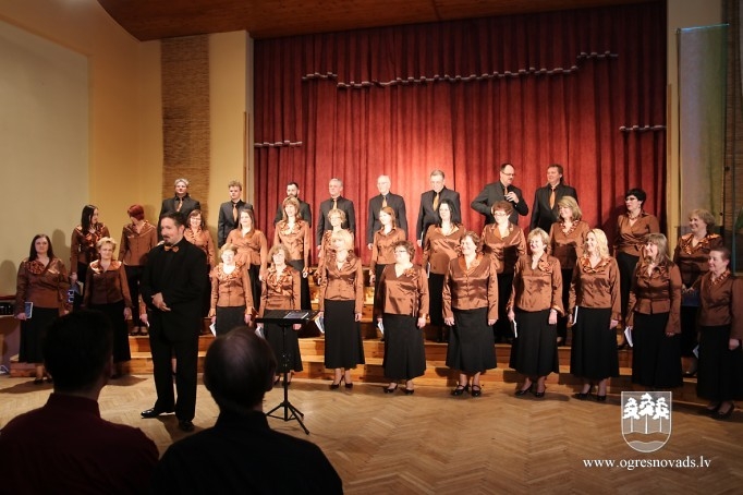 Suntažos izskanējis koru sadziedāšanās koncerts