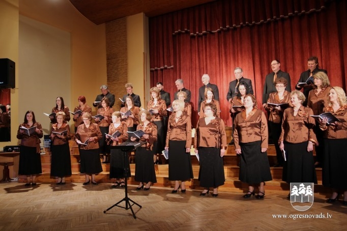Suntažos izskanējis koru sadziedāšanās koncerts
