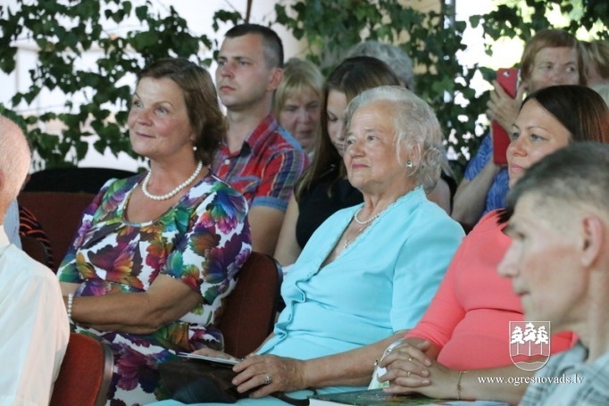 Krapes skola atzīmē 150 gadu jubileju