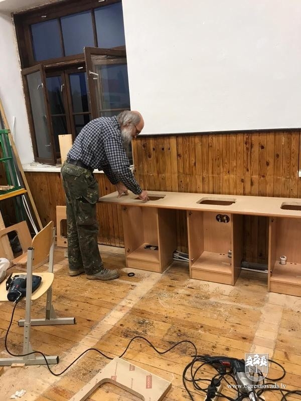 Jaudīgs starts Krapes skolai UNIVERSUM (25.09.2020.)