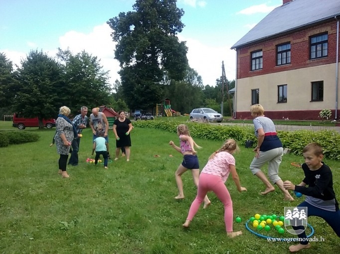 „Krapes ņiprie 2017”– radoši un aktīvi bez mobilā telefona