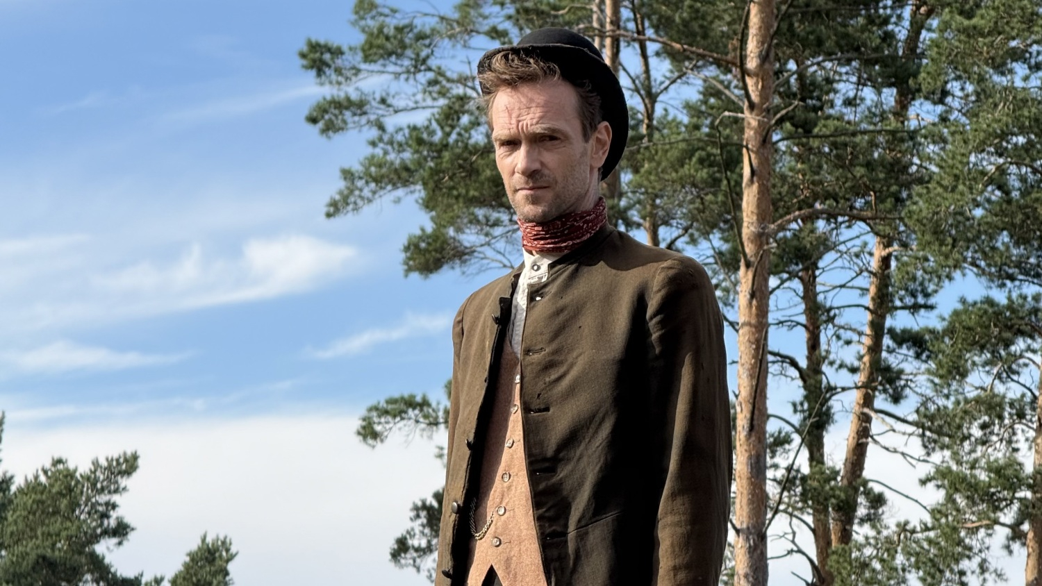 Noslēgusies piedzīvojumu fantāzijas filmas “Kristofers un divu pasauļu atslēga” filmēšana
