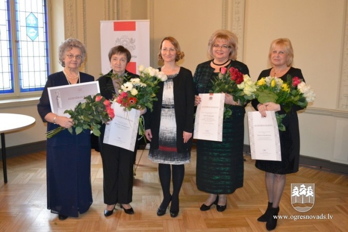Kultūras ministrija apbalvo bijušo Ogres Centrālās bibliotēkas direktori