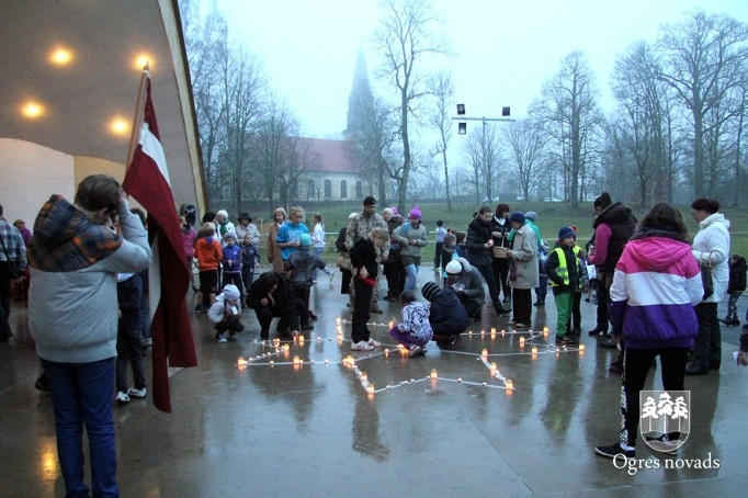 Lāčplēša dienas skrējiens Suntažos